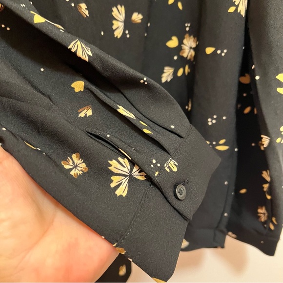 Hilary Radley Floral Print Blouse Size L NWT - Picture 6 of 6
